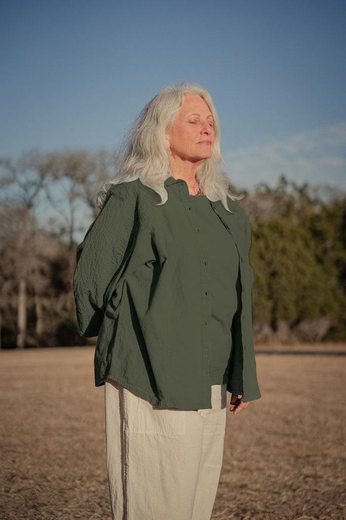 Women’s dolman-sleeve button-down blouse in 100 percent cotton - Sage Green